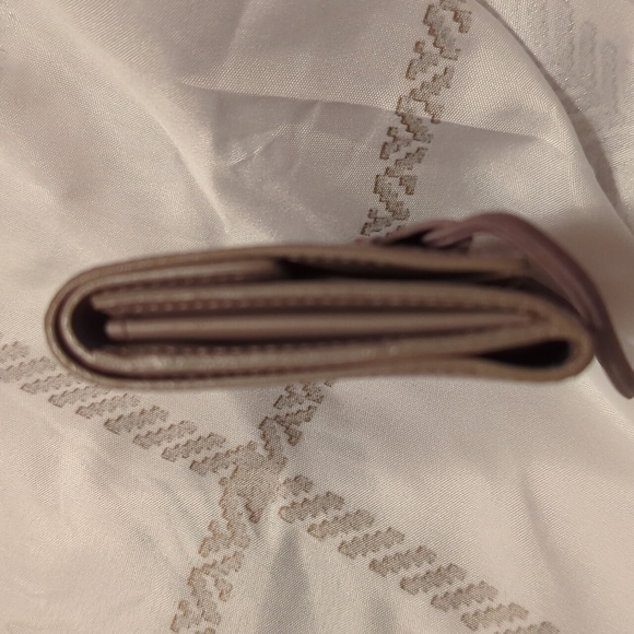 LOUIS VUITTON Epi Leather Elastic Loop Trifold Wallet with COA Taupe VGUC - Picture 13 of 13